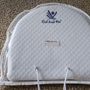 Bassinet wedge Never Used in package!